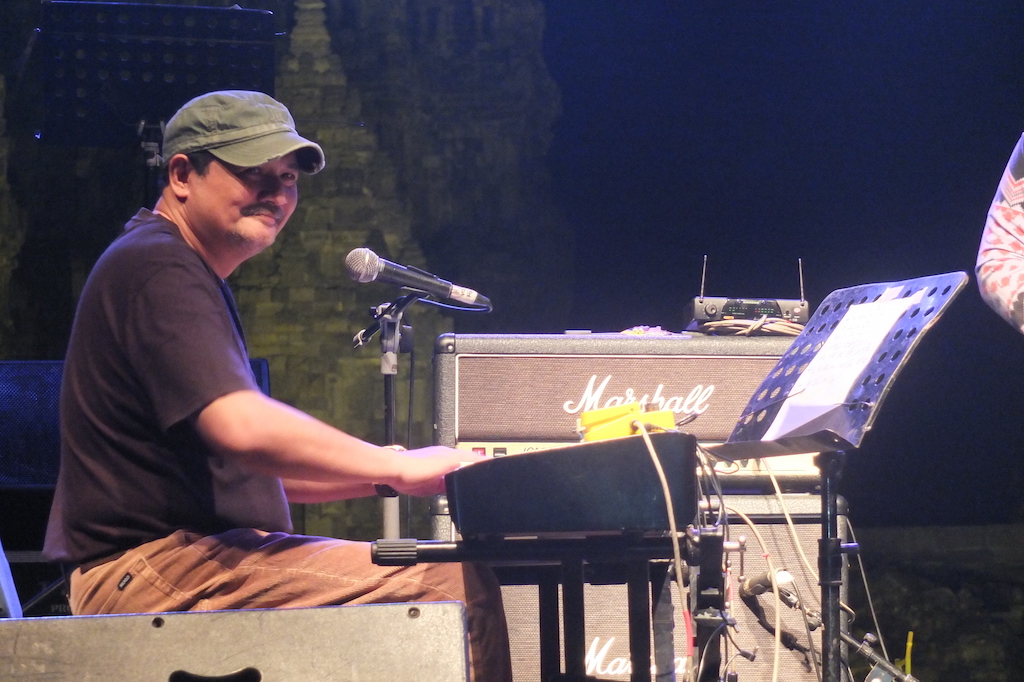 Lupa Waktu Karena Idang Rasjidi